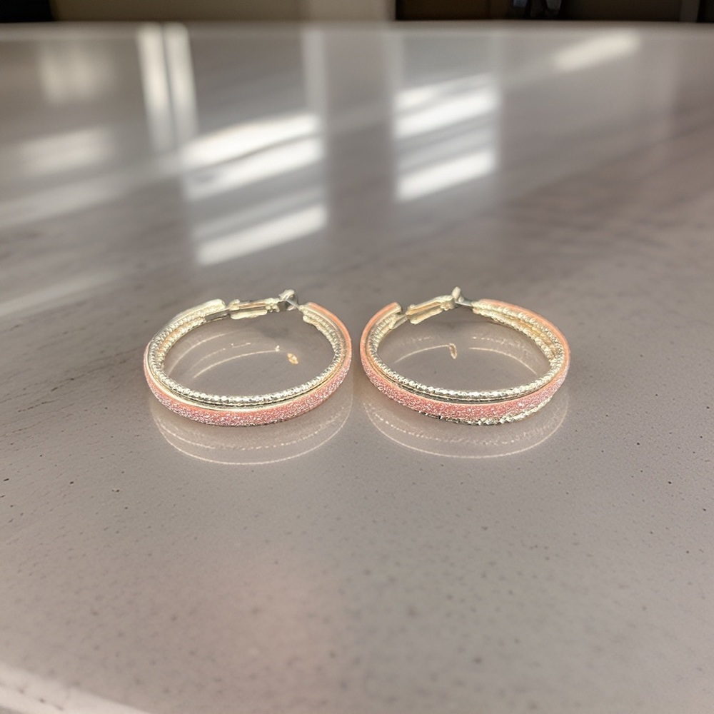 Gold Hoop Earring w/ Pink Glitter Centre.